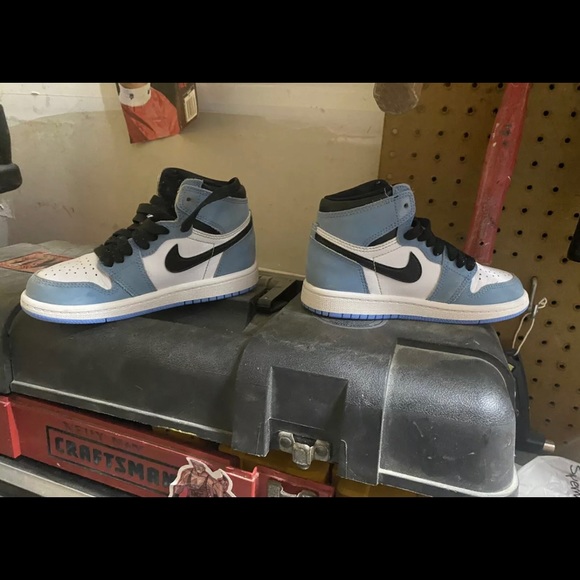 Air Jordan’s 1 university blue i am willing to negotiate - Picture 3 of 14